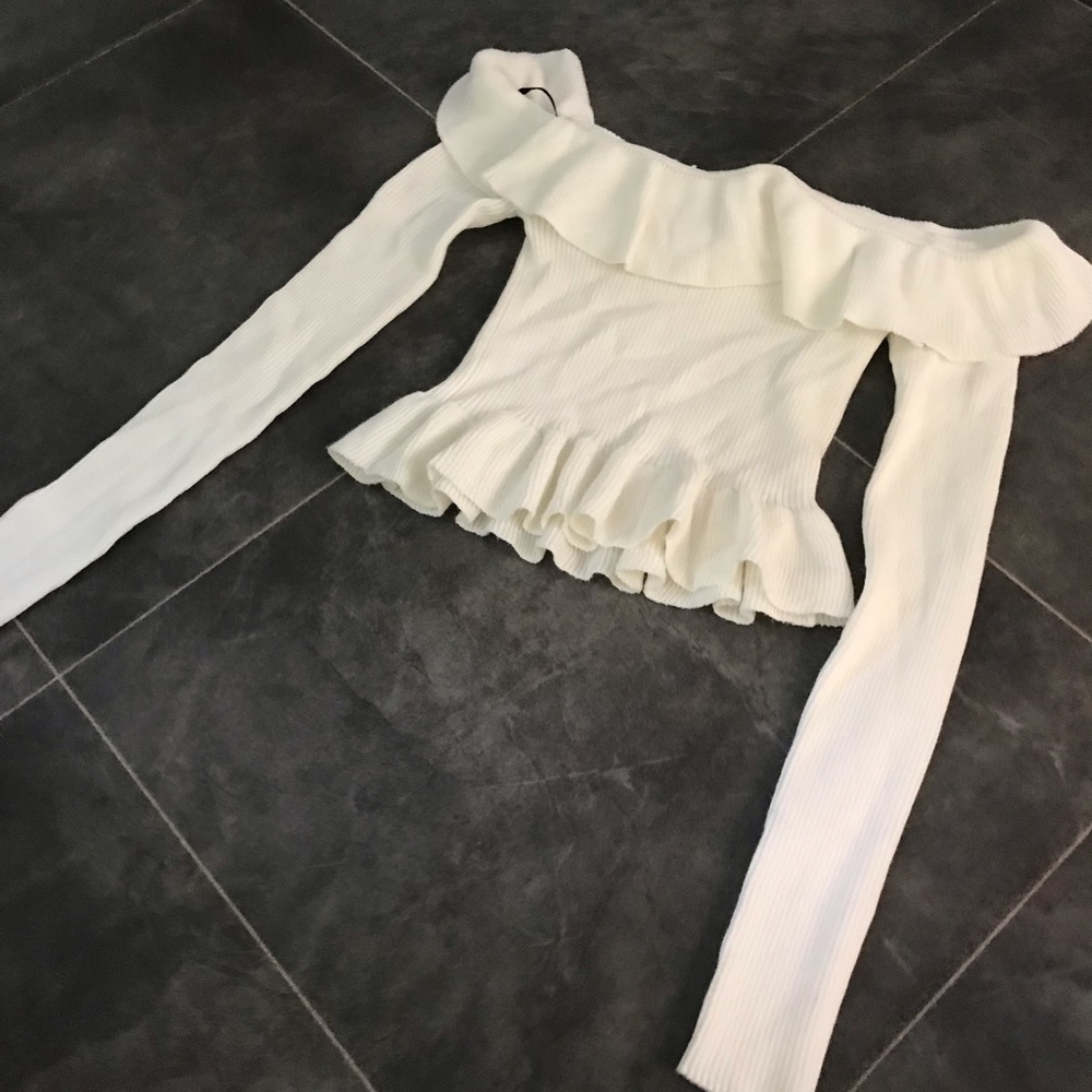 Long sleeve off the shoulder shirt